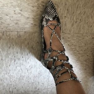 Kara Lace Up Flats in Black Snake — US 8